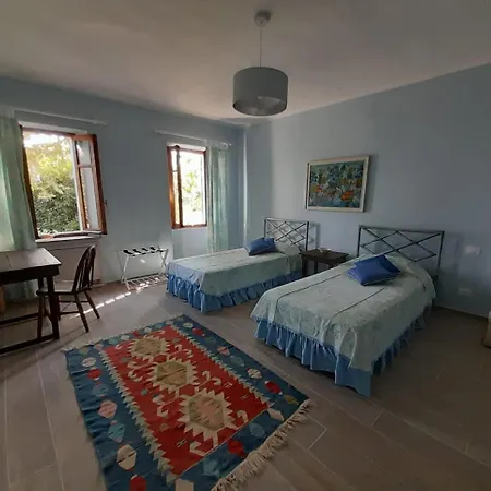 住宿加早餐酒店 Pona *